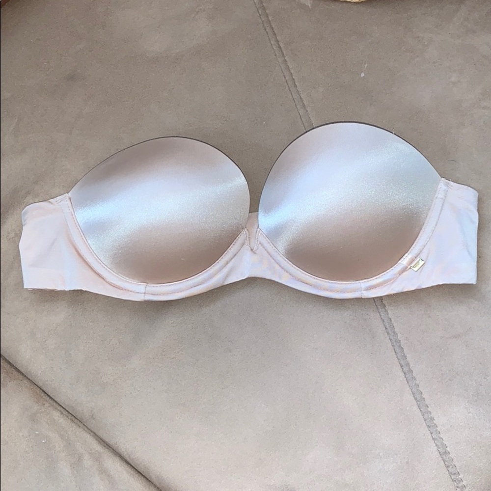 Victoria’s Secret Strapless Bra